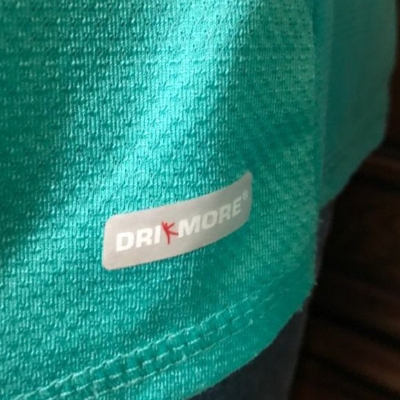NWOT Danskin Aqua Dri-More Moisture Wicking Reflective Stripe Thumbhole Top - Picture 12 of 15